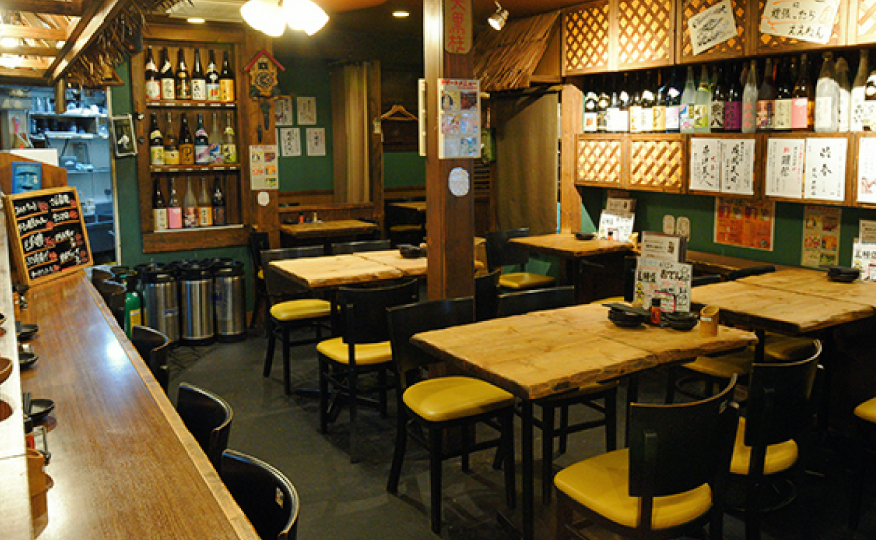 福島の串カツ・もつ鍋・かすうどん居酒屋「しゃかりき432新福島」店内写真No.4